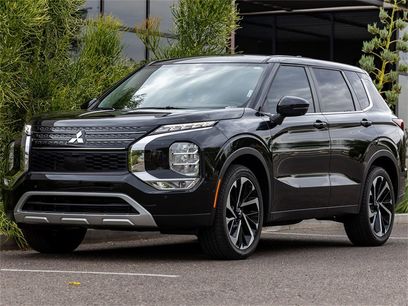 Used 2024 Mitsubishi Outlander SE