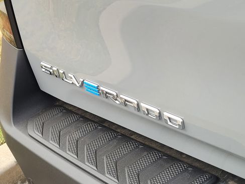 New 2026 Chevrolet Silverado EV LT w/ Premium Package image 6