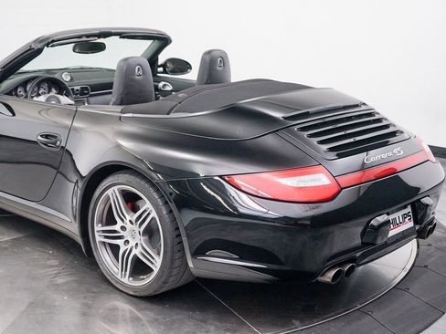 Used 2009 Porsche 911 Carrera 4S image 18