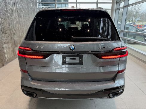 New 2026 BMW X7 xDrive40i w/ M Sport Package AWD/4WD image 5