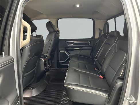 Used 2021 RAM 1500 Laramie image 10