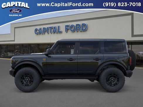 New 2026 Ford Bronco Badlands AWD/4WD image 3