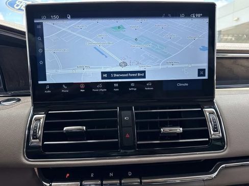 Used 2023 Lincoln Navigator L Reserve AWD/4WD image 27