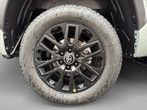 New 2026 Toyota Tundra Limited image 9