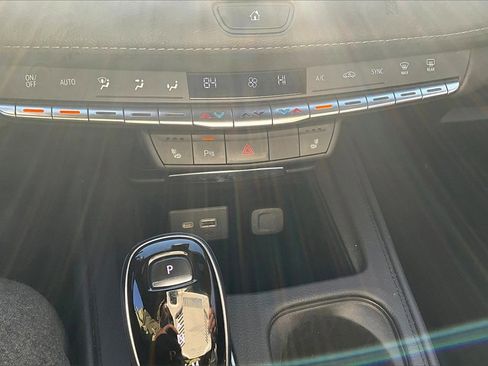 Used 2021 Cadillac XT4 Luxury image 15