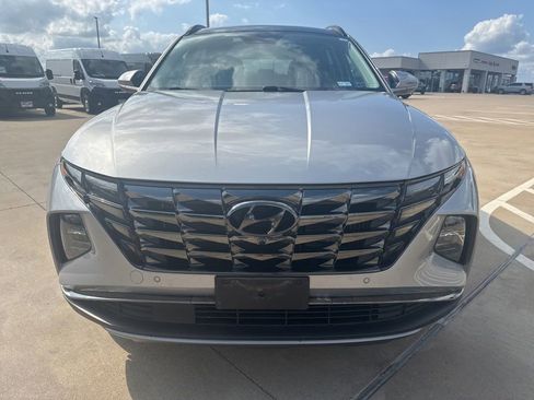 Used 2022 Hyundai Tucson Limited AWD/4WD image 2
