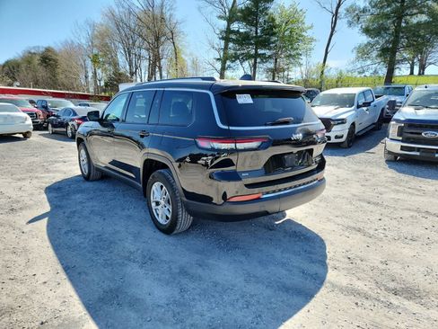 Certified 2021 Jeep Grand Cherokee L Laredo w/ Luxury Tech Group I image 3