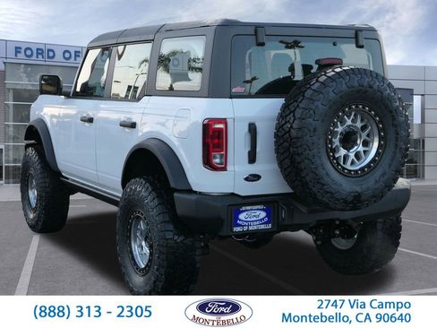 New 2025 Ford Bronco 4-Door image 7