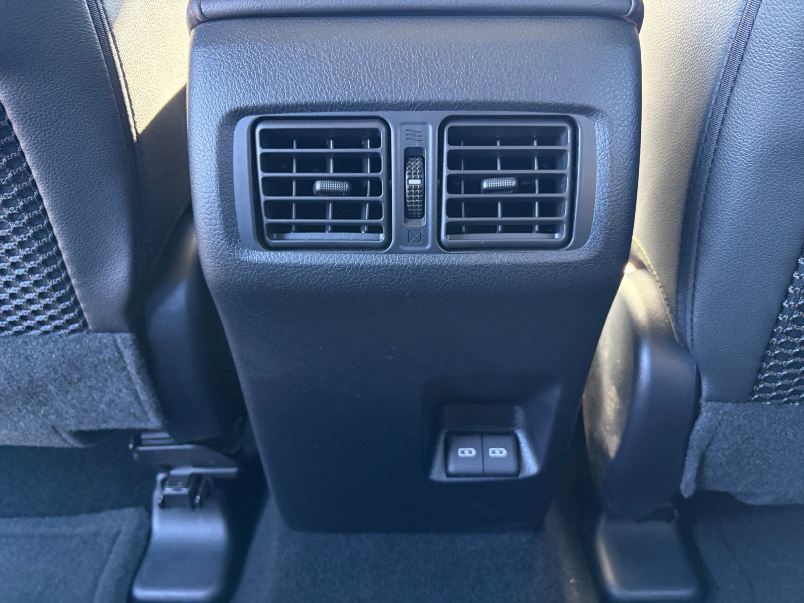Used 2024 Toyota 4Runner TRD Off-Road Premium w/ Moonroof Package AWD/4WD image 24