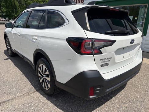 Used 2022 Subaru Outback Premium AWD/4WD image 8