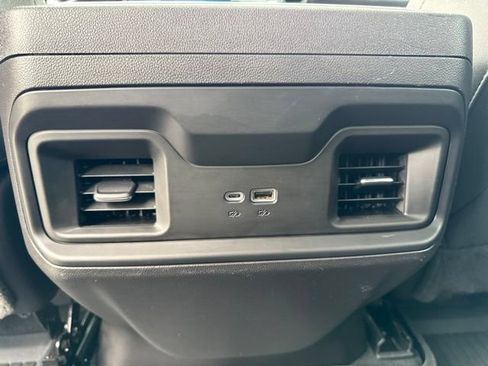 Used 2024 Chevrolet Silverado 1500 LT Trail Boss w/ Convenience Package II AWD/4WD image 29