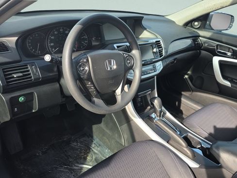 Used 2015 Honda Accord EX image 11