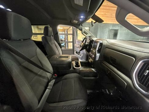 Used 2022 GMC Sierra 1500 Elevation w/ X31 Off-Road Package AWD/4WD image 21