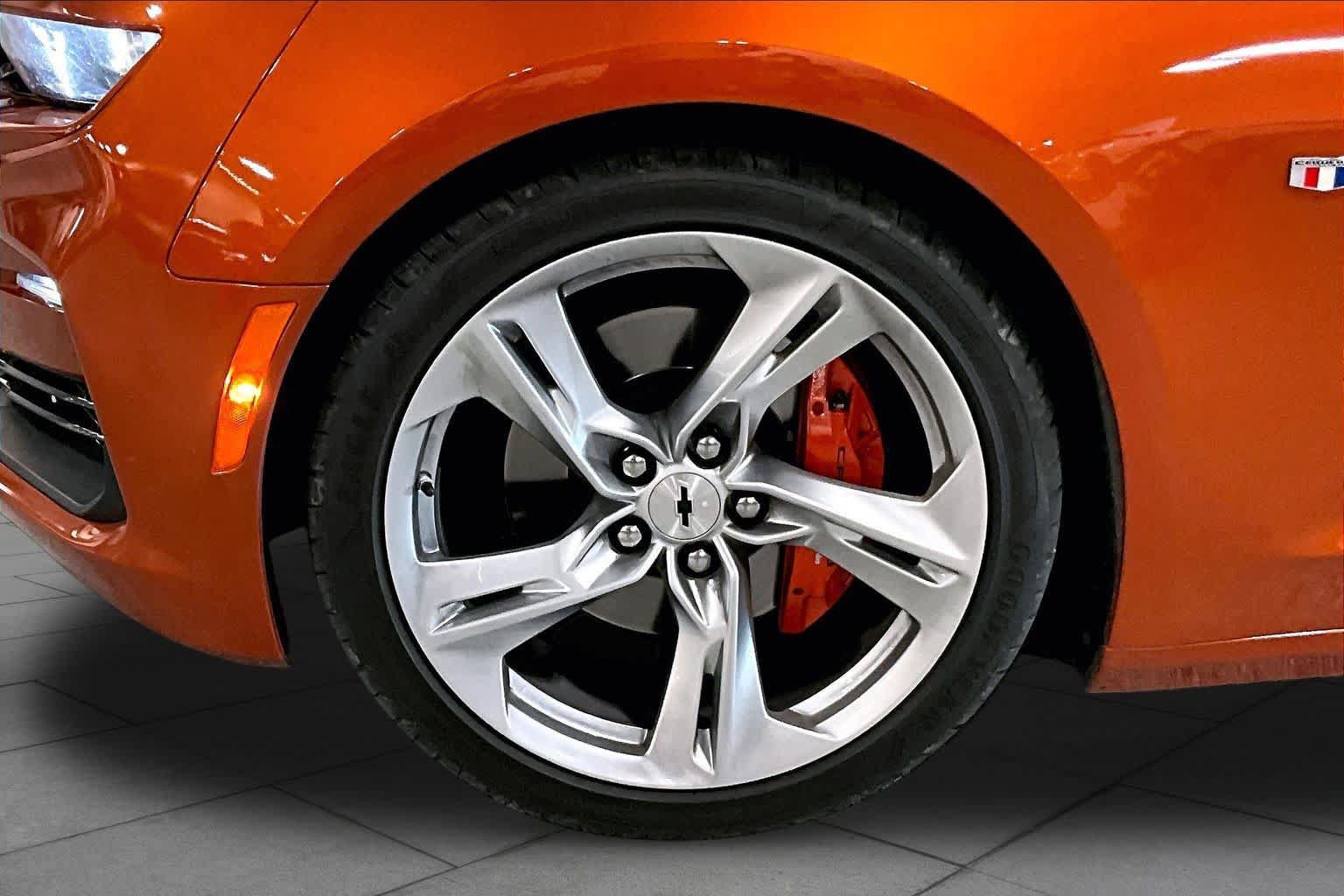 Used 2024 Chevrolet Camaro SS RWD image 11