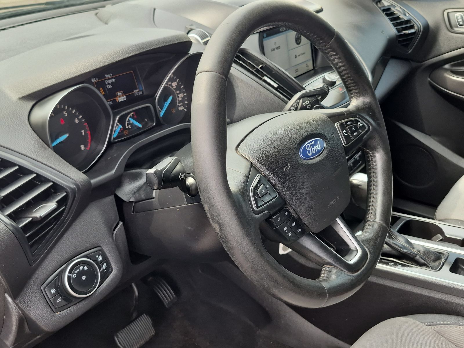 Used 2017 Ford Escape SE w/ Equipment Group 201A AWD/4WD image 11