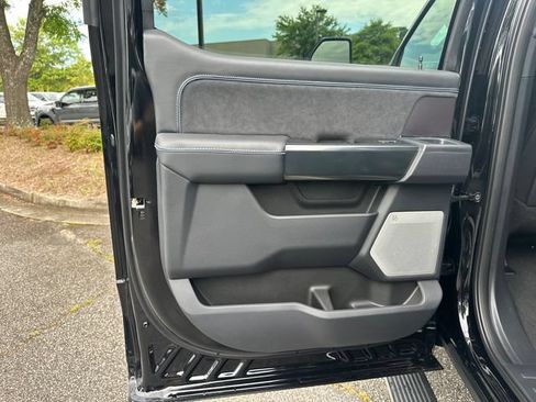 New 2026 Ford F450 Platinum w/ FX4 Off-Road Package AWD/4WD image 19