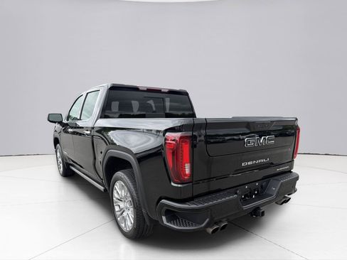Used 2022 GMC Sierra 1500 Denali w/ Denali Premium Package AWD/4WD image 8