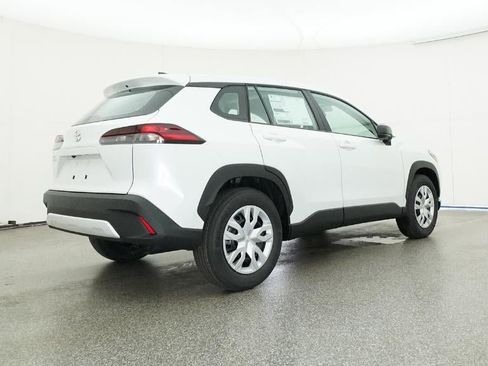 New 2026 Toyota Corolla Cross L image 25