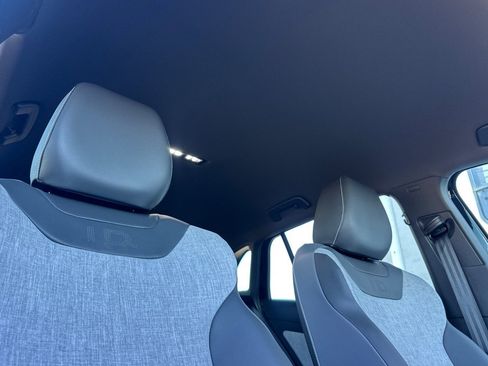 New 2026 Volkswagen ID.4 Pro image 17