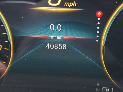 Used 2022 Mercedes-Benz CLA 250 CLA 250 w/ Premium Package Lite image 17