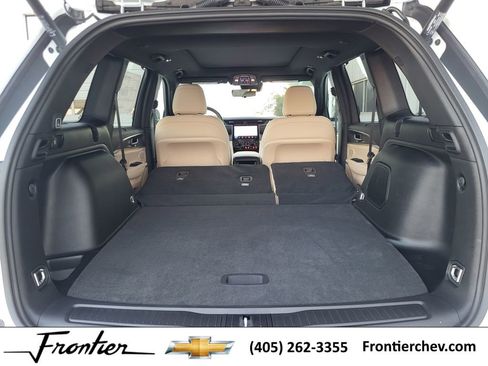 New 2025 Jeep Grand Cherokee Limited w/ Luxury Tech Group II image 29