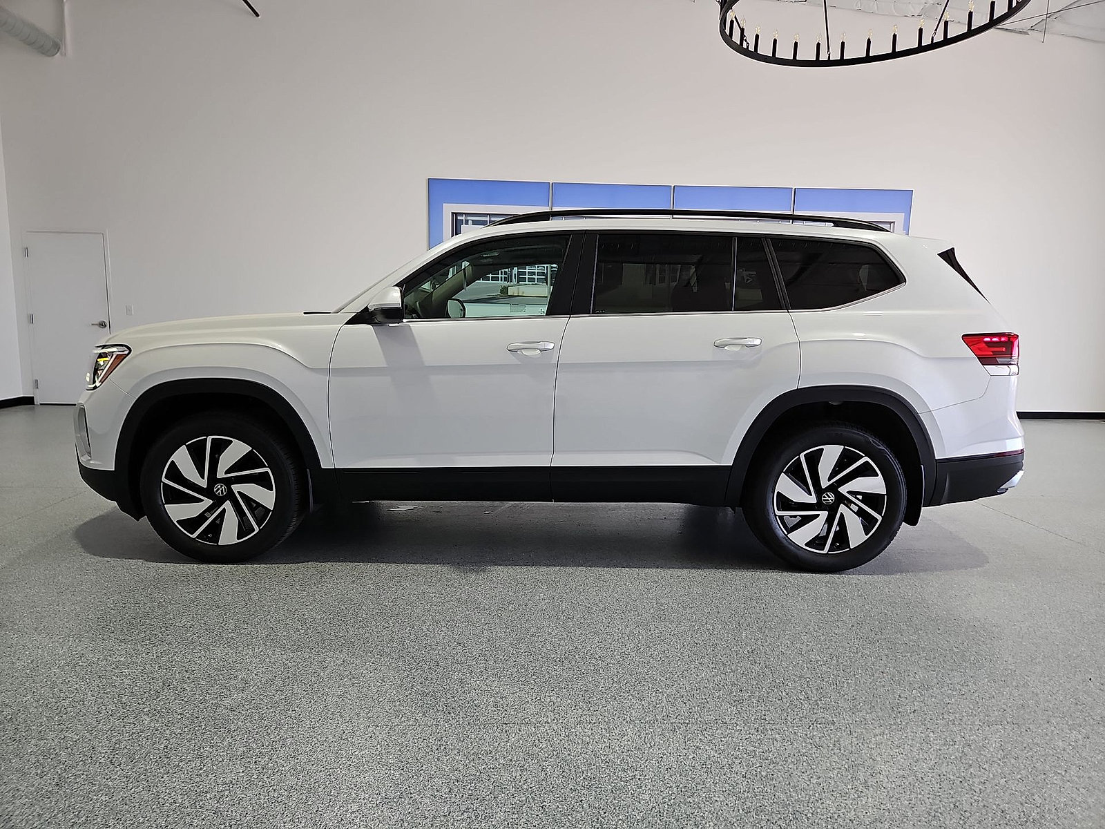 New 2026 Volkswagen Atlas SE FWD image 6