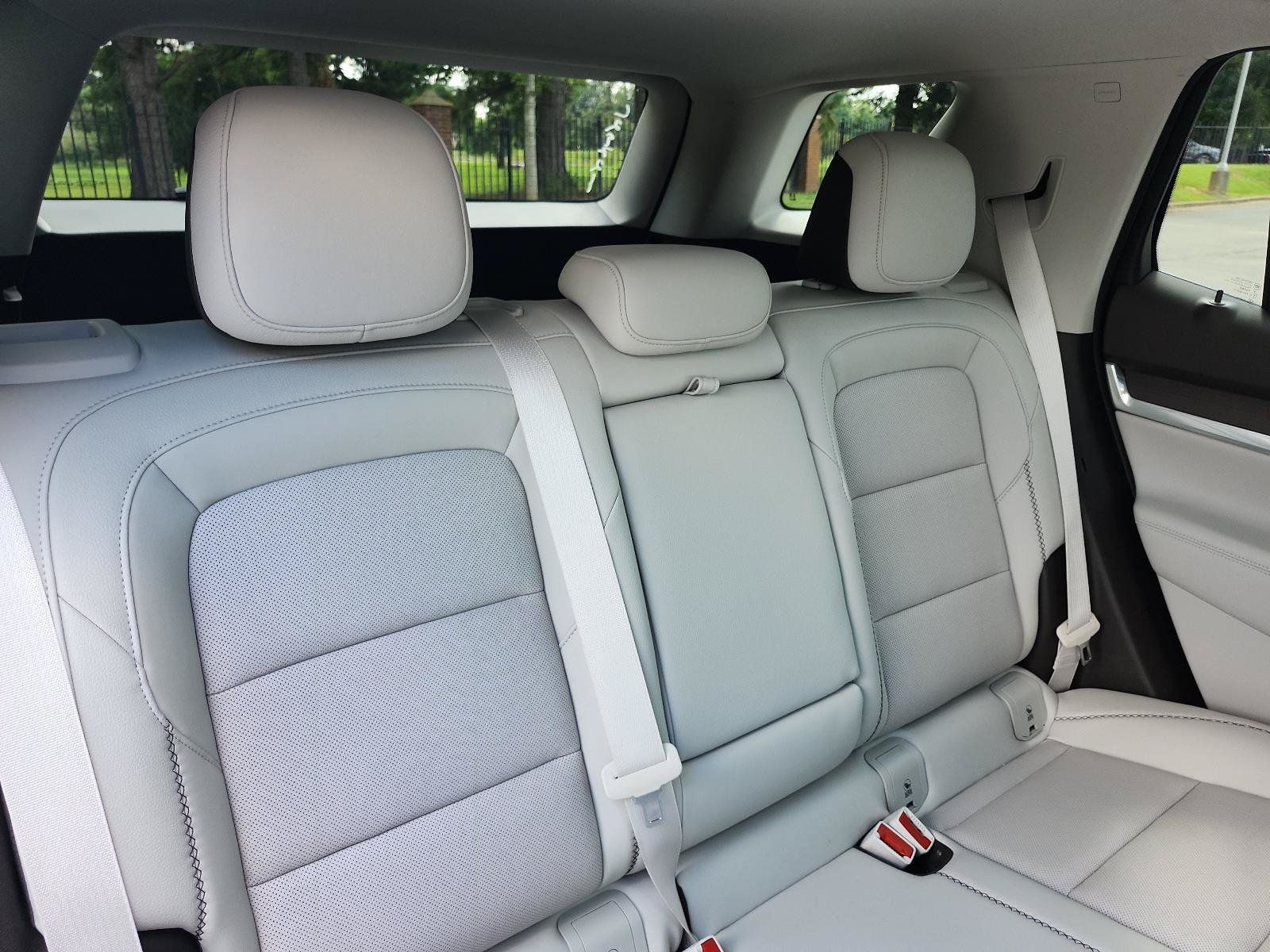 Used 2026 GMC Terrain Denali AWD/4WD image 9