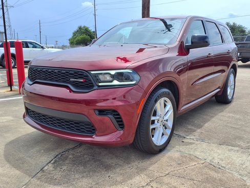 Used 2023 Dodge Durango GT RWD image 25