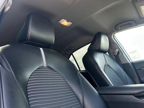 Used 2021 Toyota Camry SE w/ Carpet Mat Package (TMS) FWD image 15
