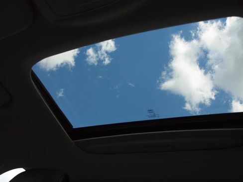 Used 2015 Lincoln MKZ AWD image 13