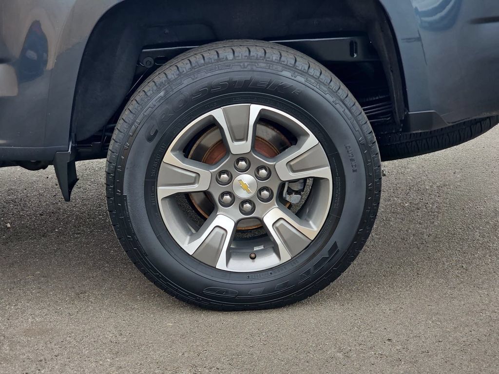 Used 2019 Chevrolet Colorado Z71 AWD/4WD image 36