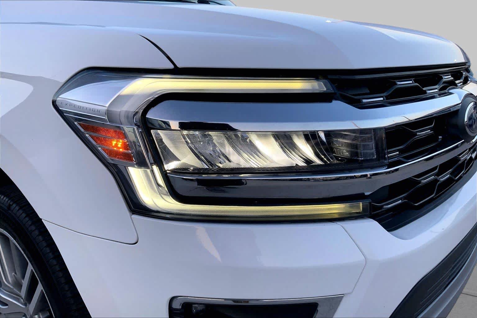 Used 2022 Ford Expedition Max Limited AWD/4WD image 28
