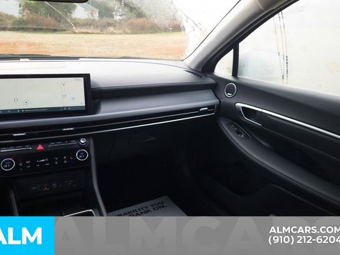 Used 2024 Hyundai Sonata Limited image 21