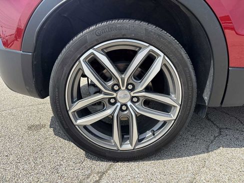 Used 2023 Cadillac XT4 Sport w/ Sun And Sound Package AWD/4WD image 33