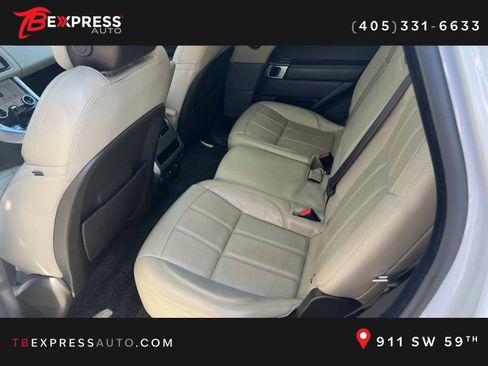 Used 2019 Land Rover Range Rover Sport HSE image 11