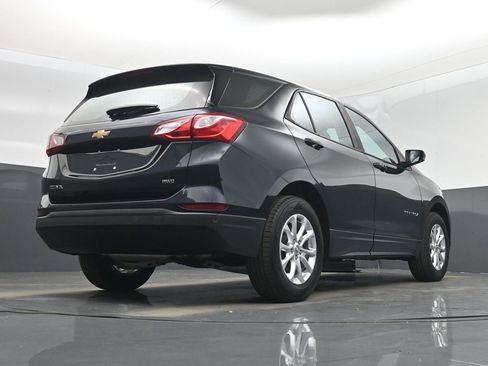 Used 2021 Chevrolet Equinox LS image 54