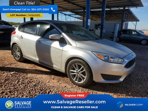 Used 2017 Ford Focus SE FWD image 5