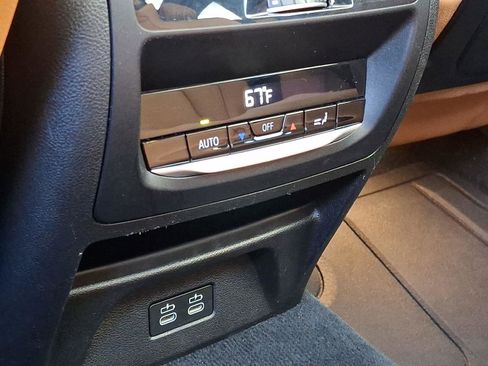 Used 2022 BMW X3 M40i w/ Premium Package image 11