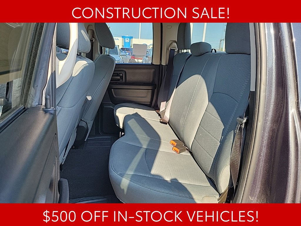 Used 2017 RAM 1500 Express AWD/4WD image 10