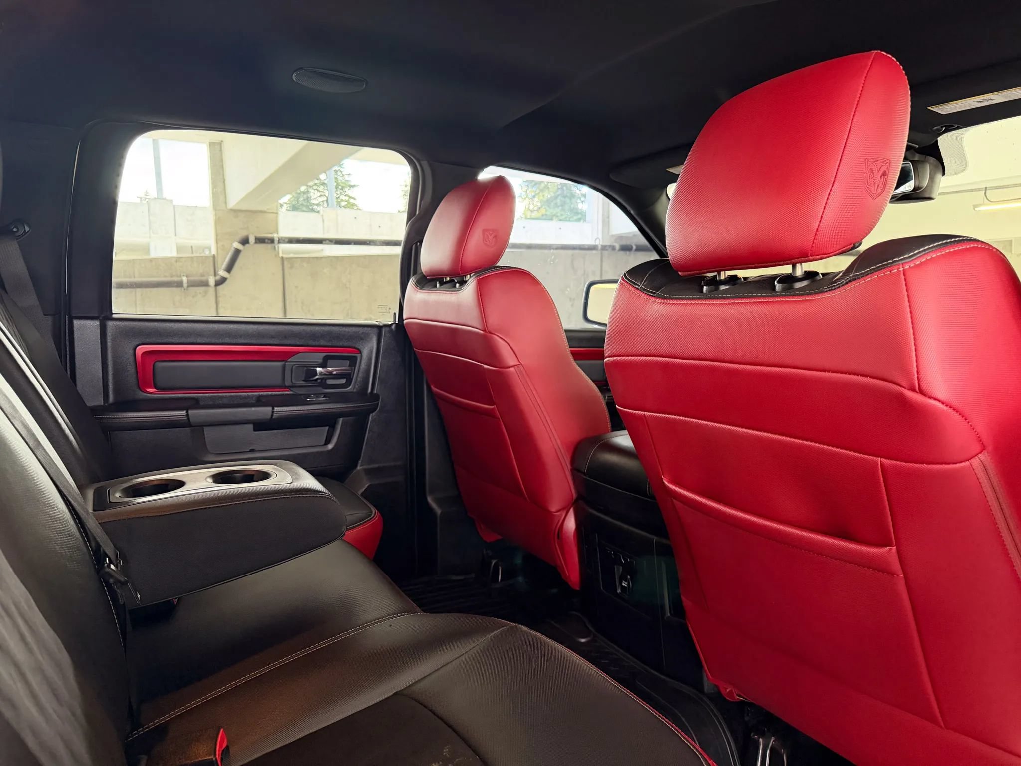 Used 2015 RAM 1500 Rebel AWD/4WD image 25