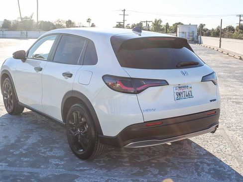 Used 2024 Honda HR-V Sport image 4