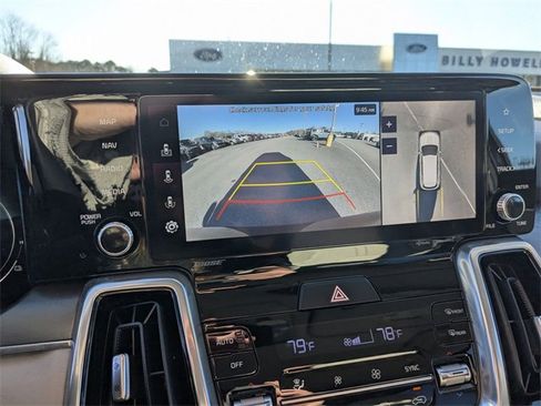 Used 2024 Kia Sorento SX Prestige image 17