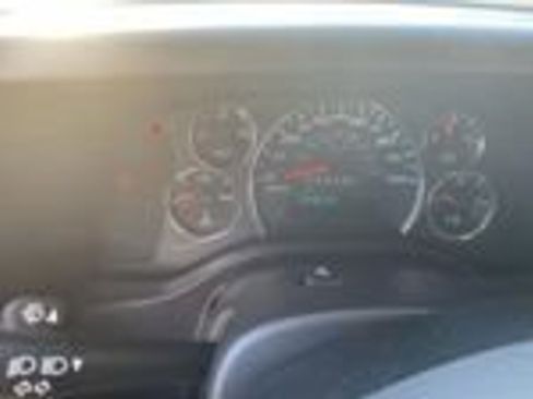 Used 2024 GMC Savana 2500 w/ Driver Convenience Package image 25