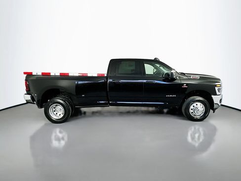 New 2026 RAM 3500 Big Horn AWD/4WD image 8