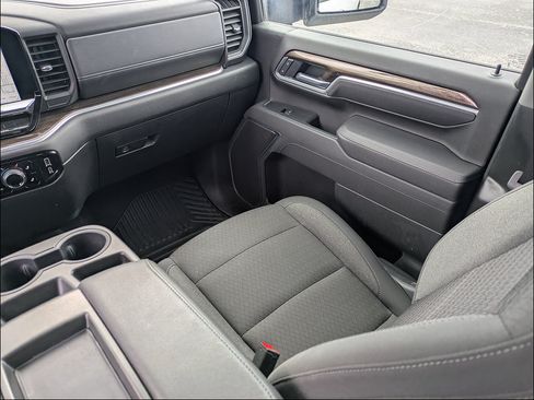 Certified 2025 Chevrolet Silverado 2500 LT w/ Convenience Package AWD/4WD image 16
