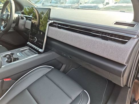 New 2026 GMC Sierra EV Elevation AWD/4WD image 39