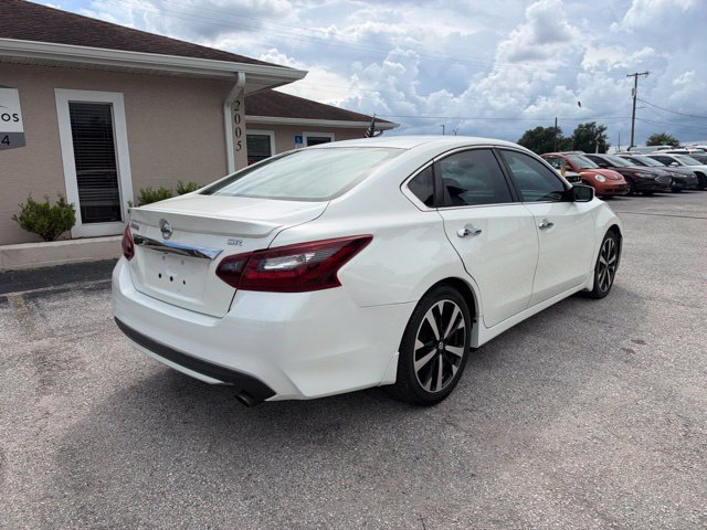 Used 2018 Nissan Altima 2.5 SR FWD image 5