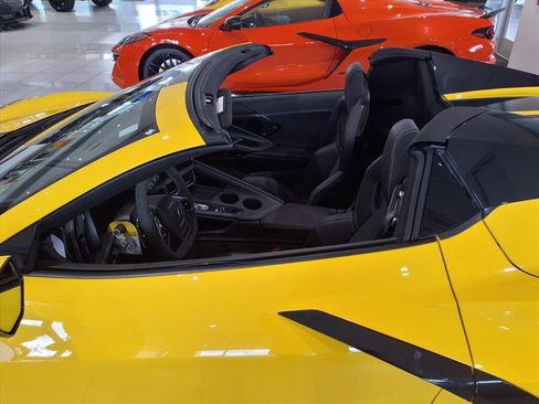 New 2026 Chevrolet Corvette Stingray Preferred Conv w/ Z51 Performance Package image 6