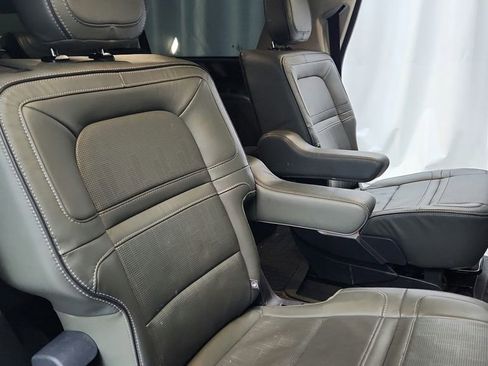 Used 2023 Lincoln Navigator L Black Label image 43