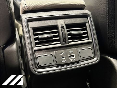 New 2025 Subaru Forester Limited image 27